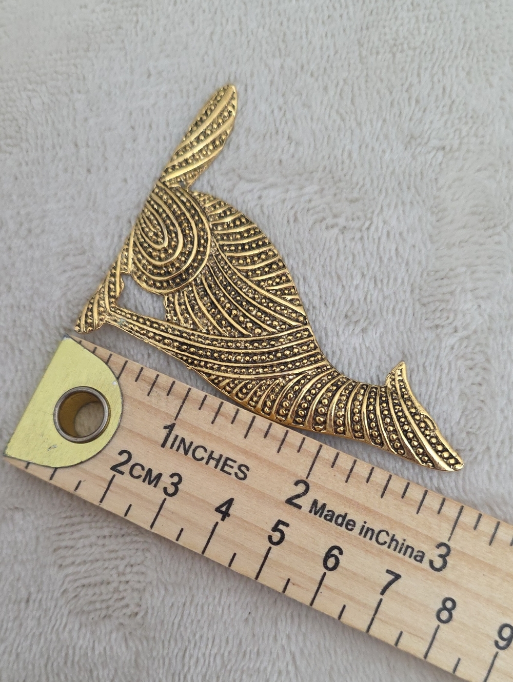 Vintage Gold Tone Stylized Greyhound Dog Brooch Pin Art Deco Inspired - Picture 5 of 6
